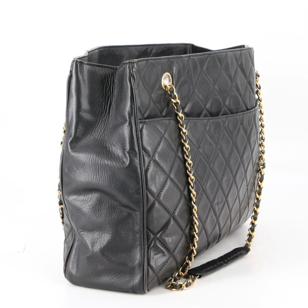 CHANEL Shoulder Black in Quilted Lambskin with Interwoven Chain Strap - Picture 2 of 14